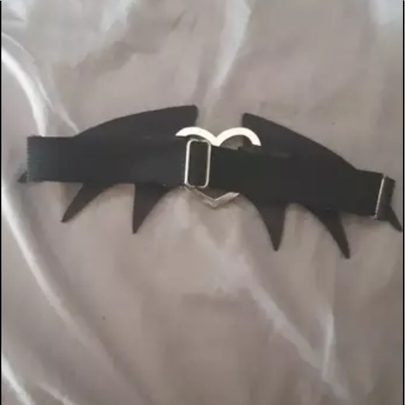 2 Sexy Heart LegChain Cosplay Elastic Thigh Garter - Picture 8 of 11